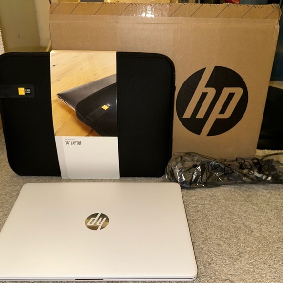 hp laptop 14-dq0xxx - Picture 2 of 12